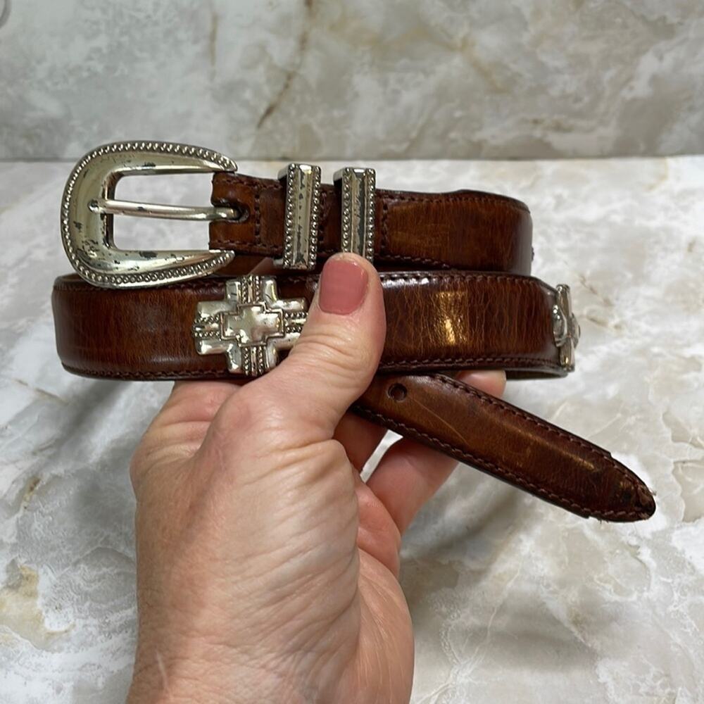 Vintage western cowgirl style leather belt